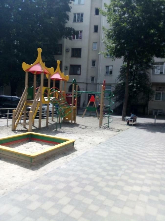 Sweet Home Ivano-Frankivsk Ngoại thất bức ảnh